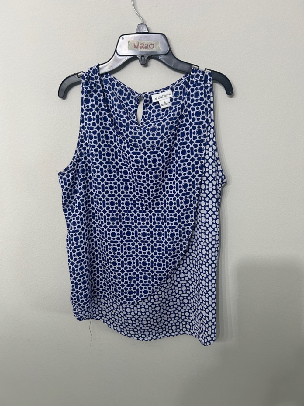 Liz Claiborne Navy and White Geometric Print Sleeveless Camisole Large Like New